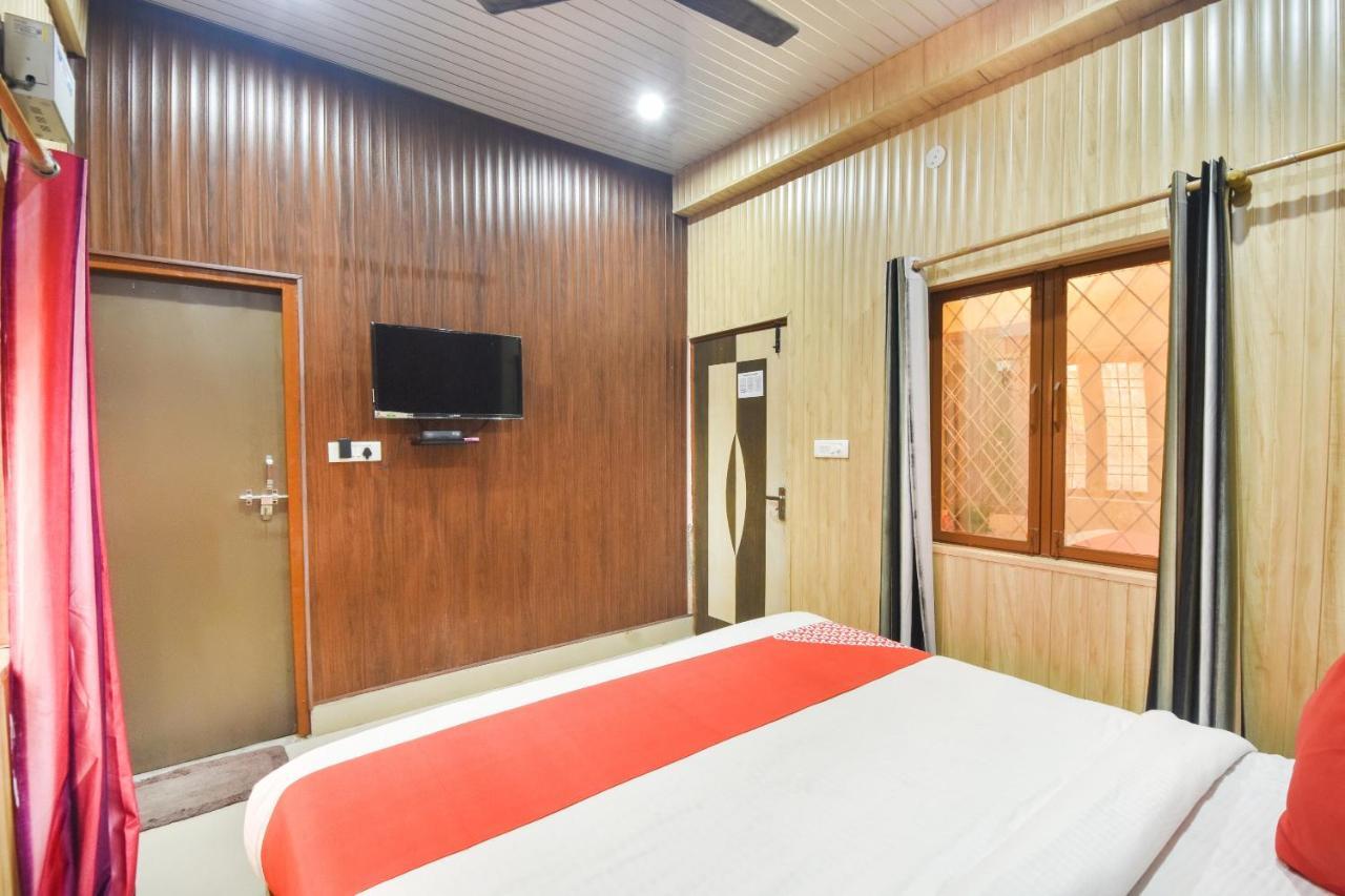 Oyo Flagship Yuvraj Inn Rājpur Exterior foto